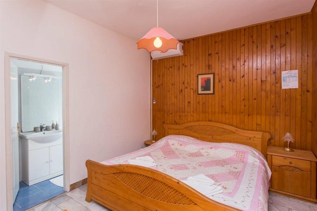 Guest House J&J Zaton  Zewnętrze zdjęcie
